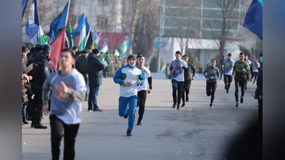 'Toshkentda o`tkazilgan "Men g`olib" yugurish musobaqasi g`oliblari aniqlandi'ning rasmi