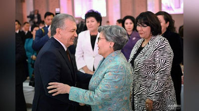 'Mehridaryo qalbingiz, aql-zakovatingiz, sevgi va sadoqatingiz uchun sizlardan bir umr qarzdormiz — Shavkat Mirziyoev'ning rasmi