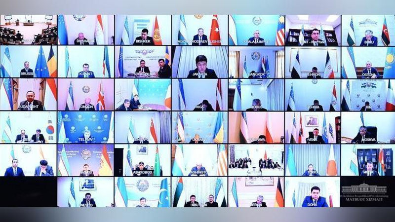 'Davlat kafolati ostida mablag` jalb qilingan ayrim loyihalarda kechikish, qo`shib yozish va mablag`larni talon-toroj qilish holatlari bor — Prezident'ning rasmi