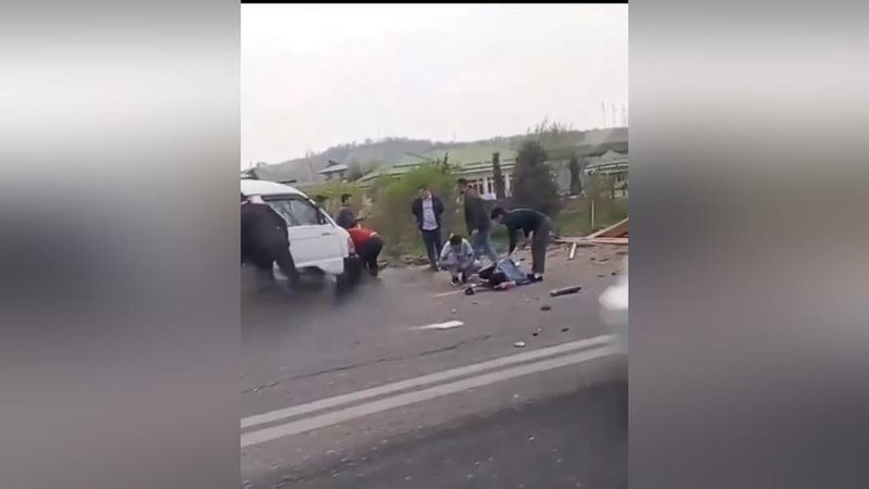 'Andijonda uchta mashina ishtirokidagi ayanchli YTHda ikki kishi vafot etdi'ning rasmi