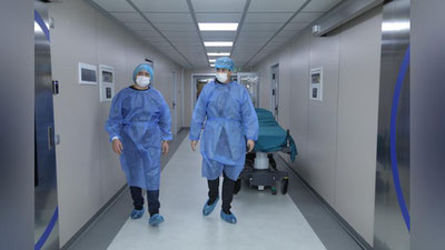 'Инвестор ва шифокорлар Ўзбекистондаги шифохонлари фаолияти билан танишди'ning rasmi