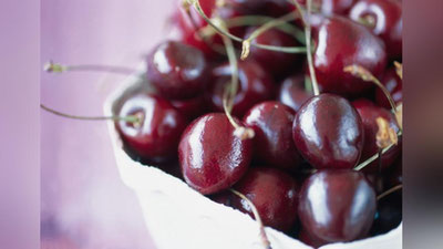 Изрображение 'Роспотребнадзор обнаружил в черешне и абрикосах из Узбекистана недостаток витаминов'