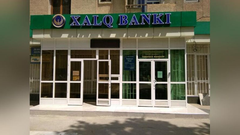 'Ургутда бир нечта оила бола пулини "еб" юрган "Халқ банки" ходимлари ҳуқуқни муҳофаза қилиш органларига топширилди'ning rasmi