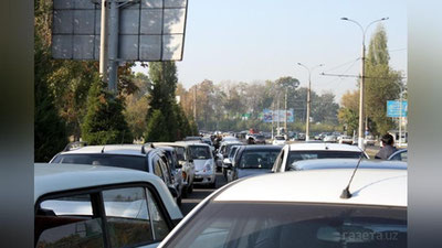 'Samarqandda avtomobil yo`llari ochilib, tramvay harakati tiklandi'ning rasmi