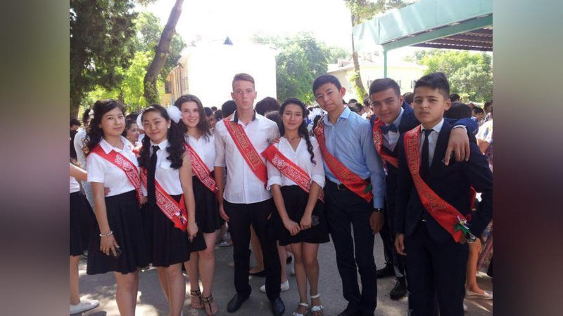 Изрображение 'ХОТЯТ ЛИ РОДИТЕЛИ 11-ЛЕТНЕЕ ОБРАЗОВАНИЕ В ШКОЛАХ: РЕЗУЛЬТАТЫ ОПРОСА'