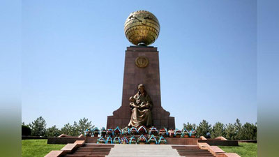 Изрображение 'ГЛАВЫ УЗБЕКИСТАНА И КАЗАХСТАНА ВОЗЛОЖИЛИ ЦВЕТЫ К МОНУМЕНТУ НЕЗАВИСИМОСТИ'