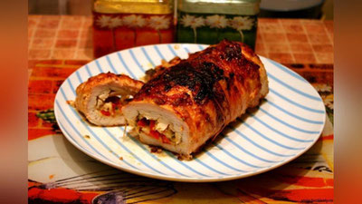 Изрображение 'РЕЦЕПТ ДНЯ: РУЛЕТ ИЗ ГОВЯДИНЫ С СЫРОМ И ГРУШЕЙ'