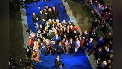 Изрображение 'Бен Стиллер попал в Книгу рекордов Гиннесса за свою селфи-палку'