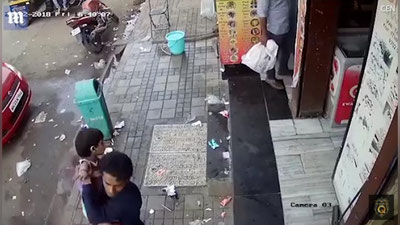 Изрображение 'В ИНДИИ ПОХИЩЕНИЕ ДЕВОЧКИ ПОПАЛО НА КАМЕРУ (ВИДЕО)'