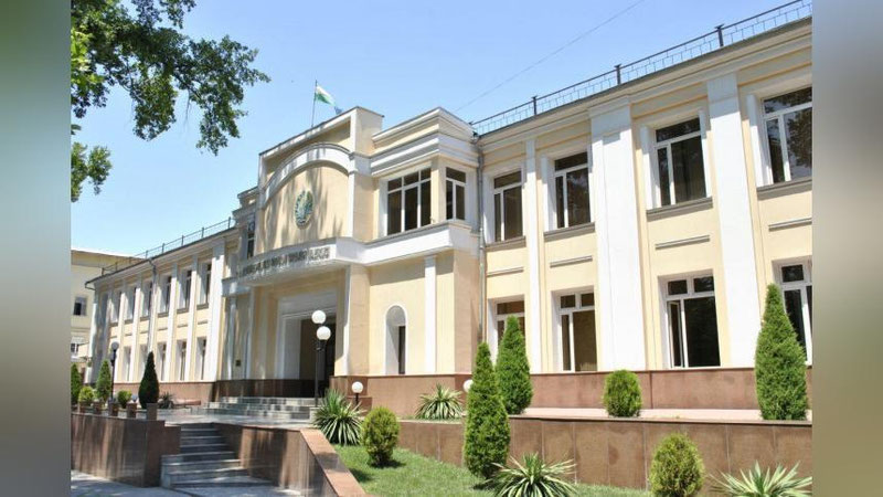 Изрображение 'В САМАРКАНДЕ УВОЛЕН ГЛАВВРАЧ РОДДОМА ЗА ХАЛАТНОСТЬ'