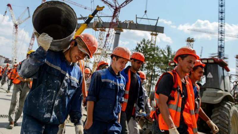 'Rossiyadagi migrantlar bilan bog`liq hukumatlararo kelishuv yangilanish va tuzatishlarni talab qiladi – Bandlik va mehnat munosabatlari vaziri'ning rasmi