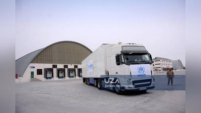 'БМТнинг инсонпарварлик юки ортилган юк машиналари Термиздан Мозори Шарифга йўл олди'ning rasmi