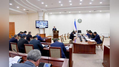 Изрображение 'ПРЕЗИДЕНТ: ГОССЛУЖАЩИЕ ДОЛЖНЫ ВОСКРЕСЕНЬЕ ПРОВОДИТЬ ВРЕМЯ С СЕМЬЕЙ'