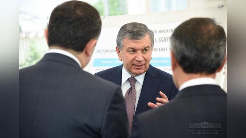 Изрображение 'ПРЕЗИДЕНТА ОЗНАКОМИЛИ С КОНЦЕПЦИЕЙ "КАЖДАЯ СЕМЬЯ - ПРЕДПРИНИМАТЕЛЬ"'