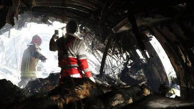 Изрображение 'В СЕТИ ПОЯВИЛИСЬ ЖУТКИЕ КАДРЫ С МЕСТА КРУШЕНИЯ БОИНГА ПОД ТЕГЕРАНОМ (ФОТО, ВИДЕО)'