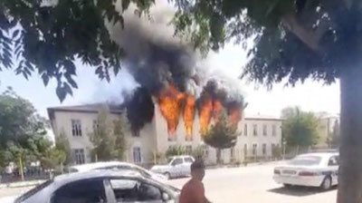 'Termizda sodir bo`lgan yong`in paytida maktab ichida o`quvchilar bo`lgan (video)'ning rasmi