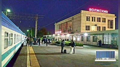 'Rossiyadan O`zbekistonga qayta olmayotganlar uchun 4 ta maxsus yo`lovchi poezdlar qatnovi yo`lga qo`yilmoqda'ning rasmi