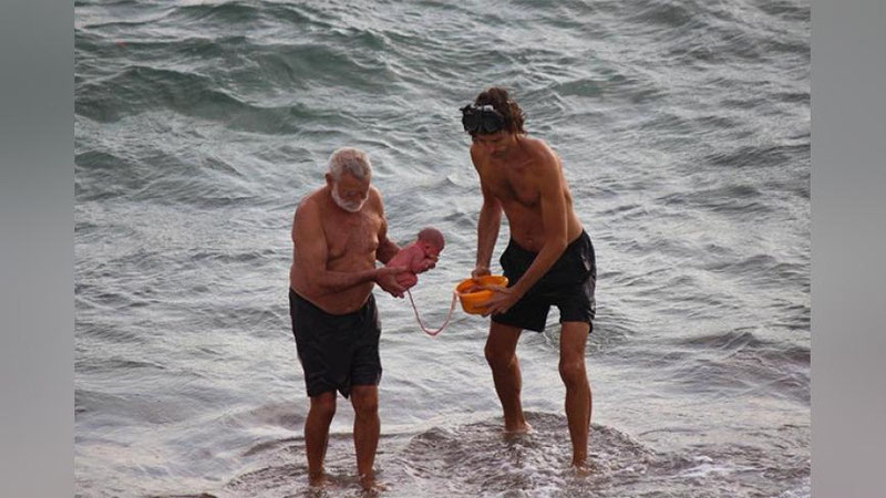 Изрображение 'ТУРИСТКА ИЗ РОССИИ РОДИЛА РЕБЕНКА В ВОДЕ У ПЛЯЖА В ЕГИПТЕ'