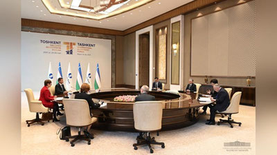 'Шавкат Мирзиёев ва ЕТТБ раҳбари ҳамкорликни ривожлантириш истиқболларини муҳокама қилишди'ning rasmi
