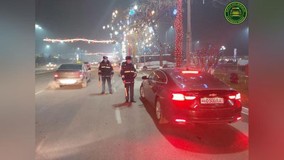 'O`zbekiston bo`ylab YPX xodimlari haydovchilarga bayram kayfiyatini ulashmoqda (foto)'ning rasmi