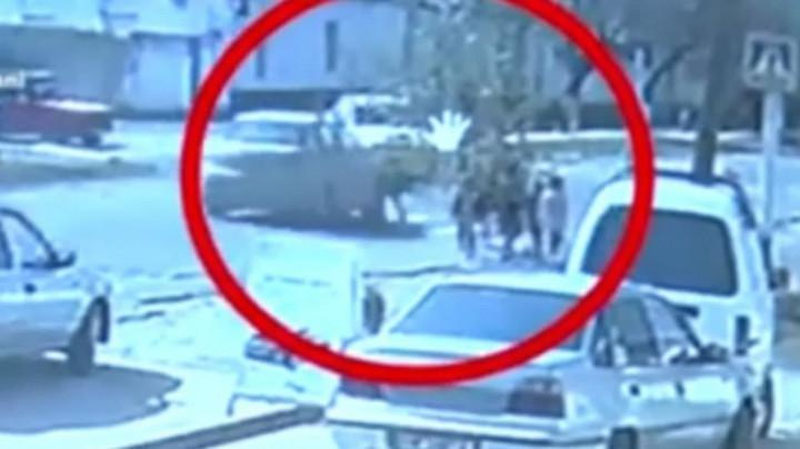 'Jizzaxda bolakayni «Forza» urib, bir necha metrga uloqtirib yubordi (video)'ning rasmi