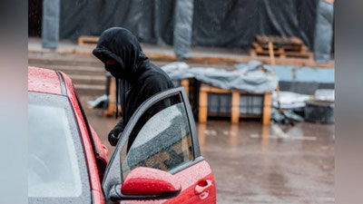 'Buxoroda qarovsiz qoldirib ketilgan «Isuzu»ni tunab ketishdi'ning rasmi