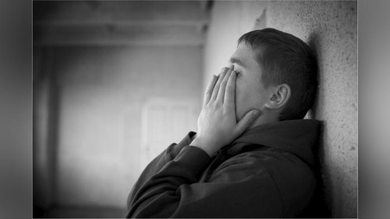 '57 млн сўмни қиморда ютқазиб қўйган ФарДУ ўқитувчиси ўз жонига қасд қилди'ning rasmi