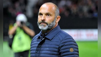 'Франция клуби бош мураббийи жамоасини қуйи лигага тушиб кетмаслигини учун мусулмон футболчилардан рўза тутмасликни сўради'ning rasmi