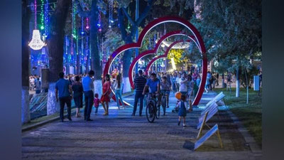 'Махсус савдо ва кўнгилочар марказларга айланадиган 294 та кўчанинг номи маълум бўлди'ning rasmi