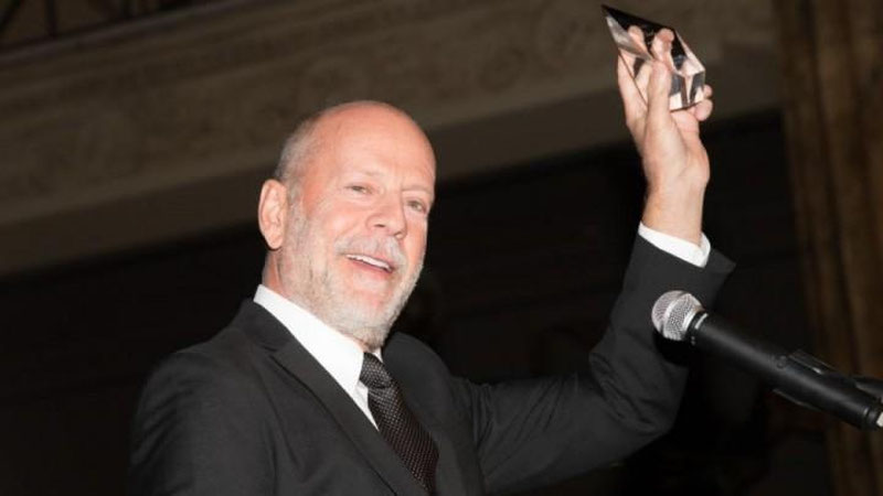 Изрображение 'Организаторы "Золотой малины" отозвали антипремию для Брюса Уиллиса'