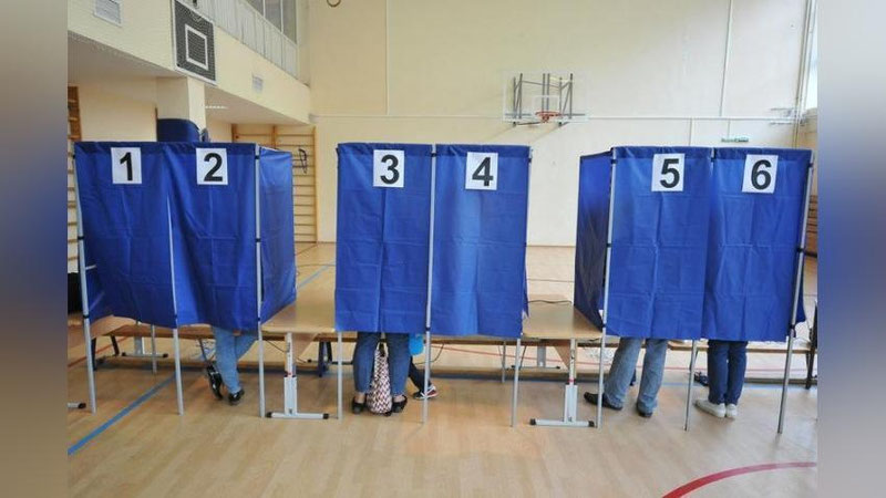 'Bugun saylov uchastkalari eng birinchi Yaponiya va Koreyada ochildi. AQShda esa...'ning rasmi