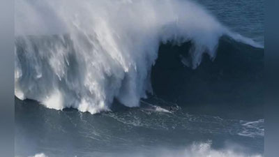 Изрображение 'БРИТАНЕЦ ПОКОРИЛ ВОЛНУ ВЫСОТОЙ С ДЕСЯТИЭТАЖНЫЙ ДОМ (ВИДЕО)'