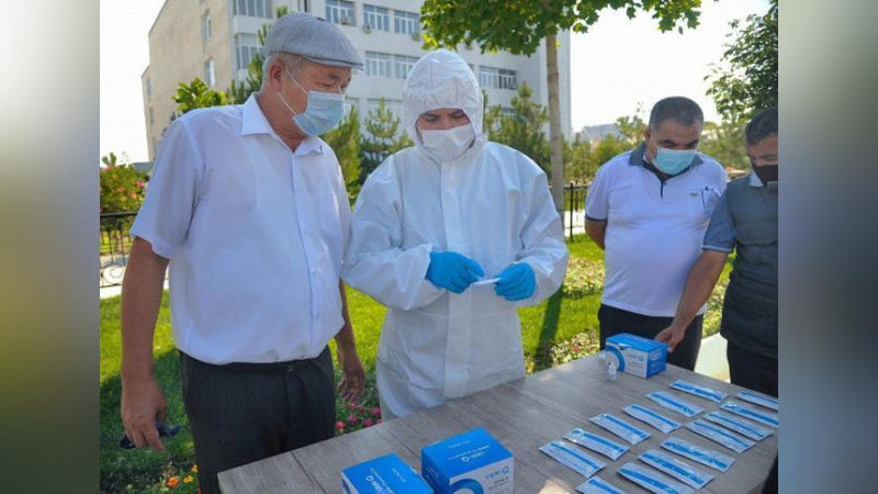 'Фарғонага Жанубий Кореядан 5 дақиқада инфекцияни аниқлайдиган экспресс-тестлар олиб келинди'ning rasmi