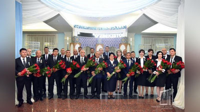 Изрображение 'ПРЕЗИДЕНТ НАПРАВИЛ ПОЗДРАВЛЕНИЕ РАБОТНИКАМ Ж/Д ТРАНСПОРТА'