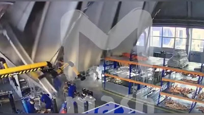 Изрображение 'ОБРУШЕНИЕ КРЫШИ ЗАВОДА В ПОДМОСКОВЬЕ ПОПАЛО НА ВИДЕО'