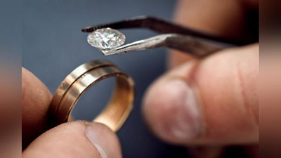 'Zargarlarga xalqaro ko`rgazmalarda qatnashishi bilan bog`liq xarajatlarining 50 foizi kompensasiya ko`rinishida qoplab beriladi'ning rasmi