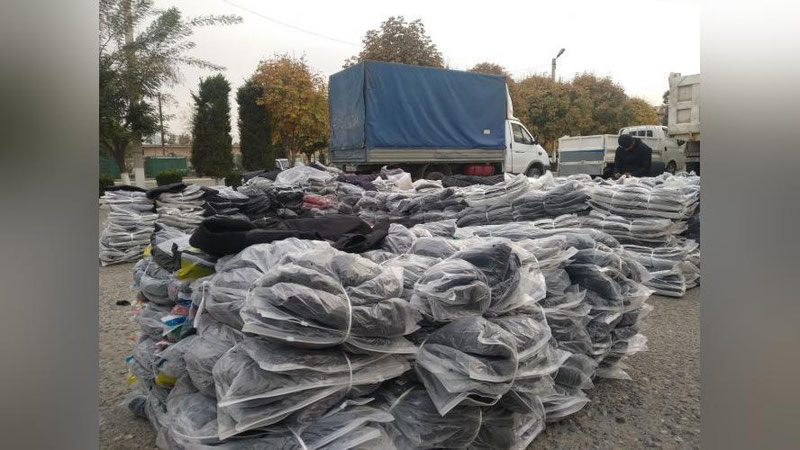 Изрображение 'Таможенники изъяли контрабандный товар в виде зимней одежды на 500 млн сумов'