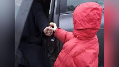 'Olmaliq shahrida 7 yoshli qizni o`g`irlab ketmoqchi bo`lishdimi? Ijtimoiy tarmoqda tarqalgan videoga aniqlik kiritildi'ning rasmi