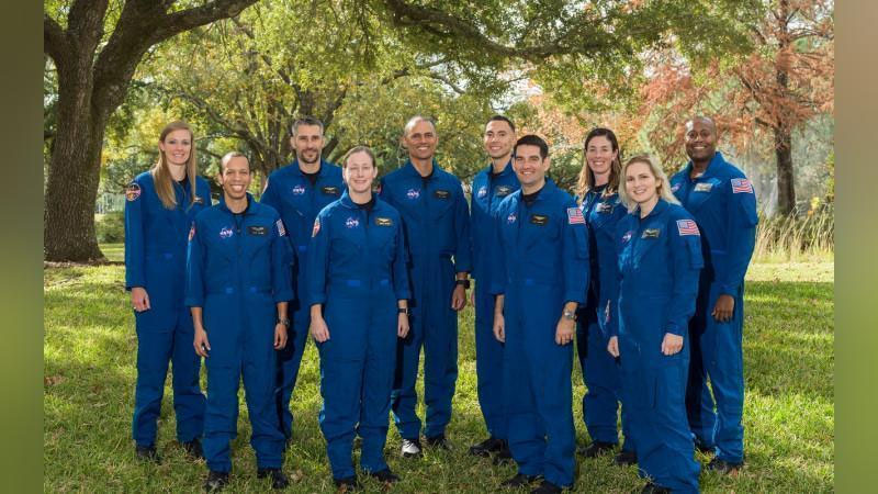 'НАСА 12 минг даъвогардан 10 нафар астронавт номзодини танлаб олди'ning rasmi