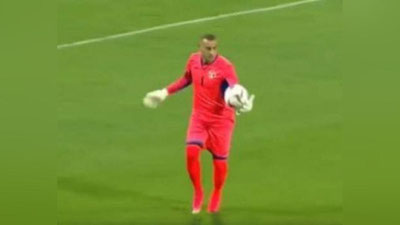 Изрображение 'ИОРДАНСКИЙ ВРАТАРЬ ОТЛИЧИЛСЯ ФАНТАСТИЧЕСКИМ ГОЛОМ (ВИДЕО)'