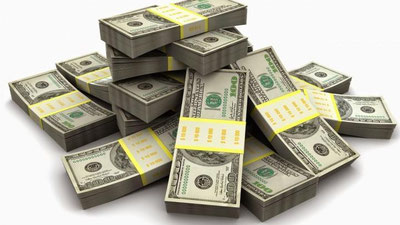 'O`zbekistonda evroning so`mga nisbatan qiymati tushdi. Dollar ko`tarilishda davom etmoqda'ning rasmi