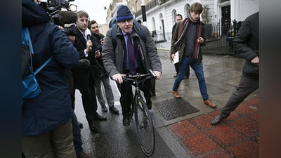 Изрображение 'ГЛАВЕ БРИТАНСКОГО МИД ЗАПРЕТИЛИ ЕЗДИТЬ НА РАБОТУ НА ВЕЛОСИПЕДЕ'