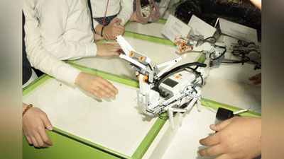 Изрображение 'В ПОЛИТЕХНИЧЕСКОМ МУЗЕЕ ПРОШЕЛ ДЕНЬ РОБОТЕХНИКИ (ФОТО)'