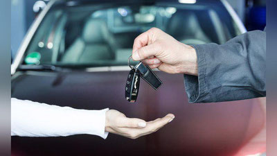 Изрображение 'Близким родственникам больше не надо оформлять доверенность на управление авто'