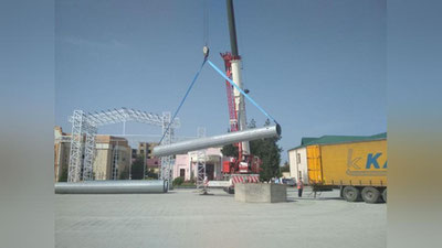 Изрображение 'В Пастдаргомском районе устанавливают гигантский флагшток (фото)'