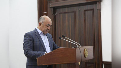 'Xalq banki, tug`ruqxona, dehqon bozorlari... Zoyir Mirzaev karantin tartiblariga amal qilmayotgan muassasalarni keskin tanqid qildi'ning rasmi