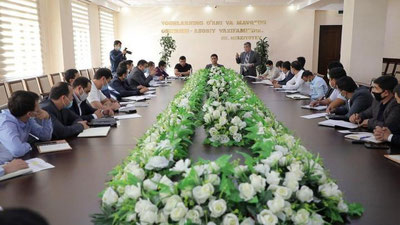 'Toshkentda ishsiz yoshlarni uyma-uy yurib aniqlash  ishlari taqsimlab olindi'ning rasmi