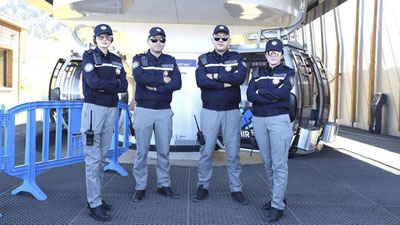 Изрображение 'Туристическая полиция тестирует новую форму (фото)'