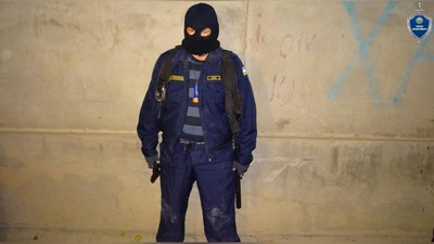 'Toshkent viloyatida milliy gvardiyachi kiyimini kiygan niqobli bosqinchilar ushlandi'ning rasmi