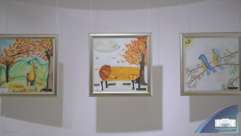 Изрображение 'Необычная выставка-продажа детских рисунков открылась в Ташкенте (фото, видео)'